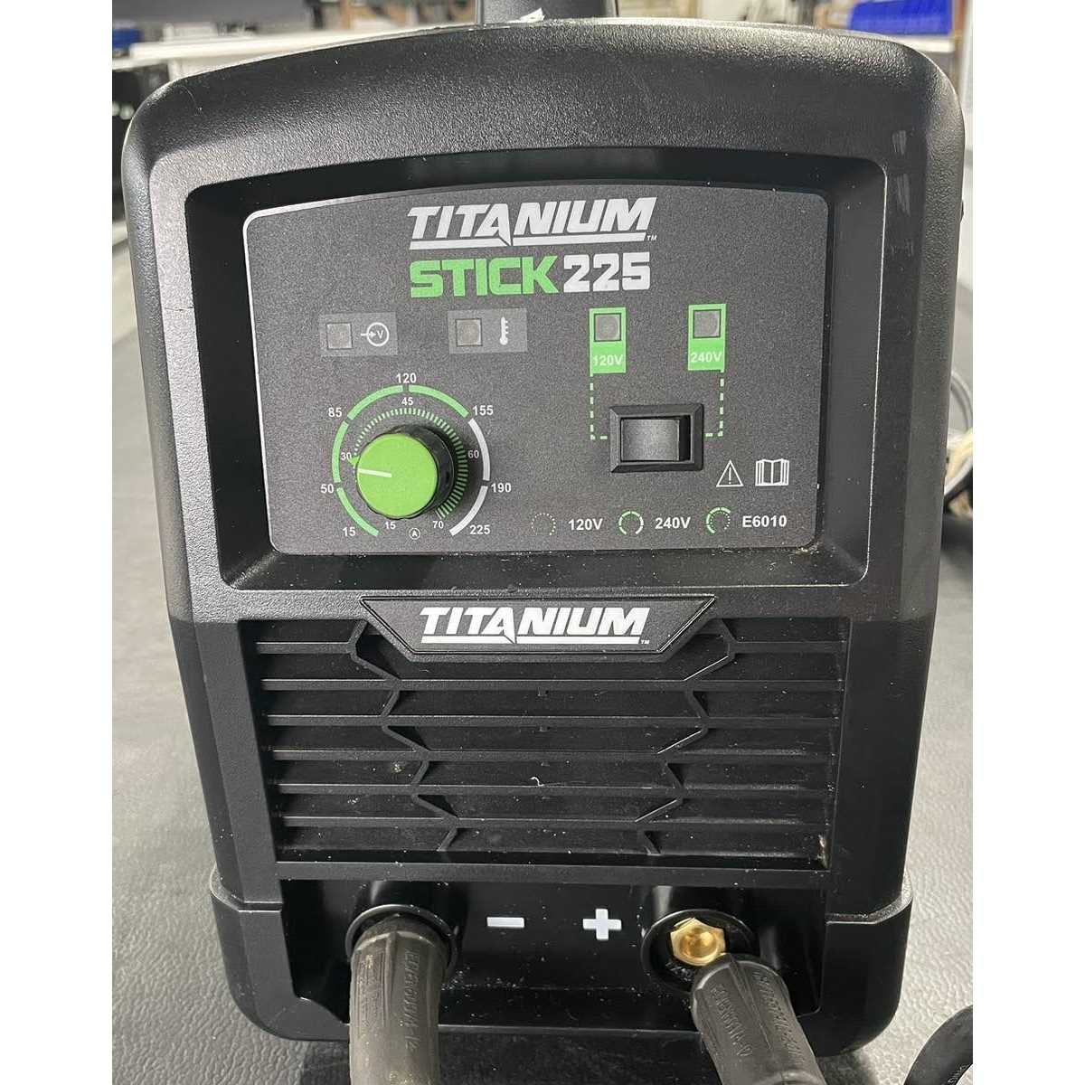 Titanium Stick 225 Inverter Welder with Electrode Holder Q5098