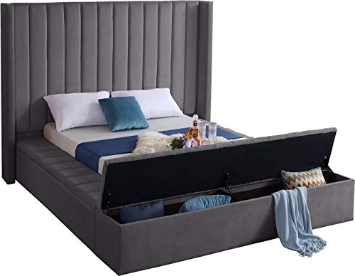 Cream Velvet Upholstered Full Bed with Storage U904