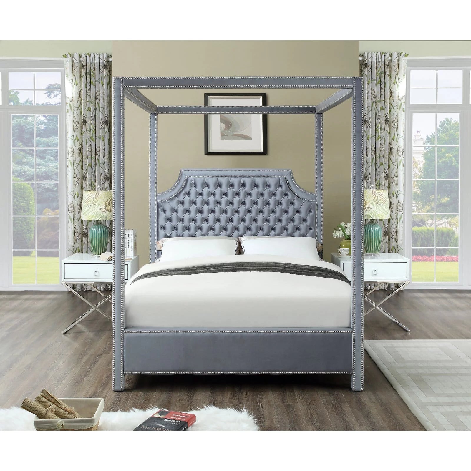 Tufted Canopy Bed with Nailhead Trim T83228