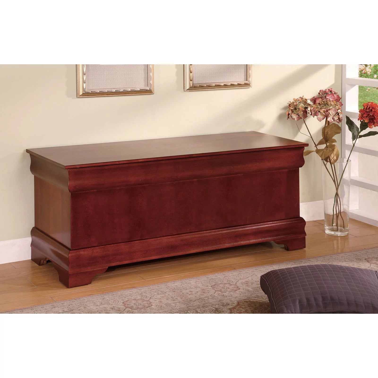Warm Brown Cedar Chest I656795