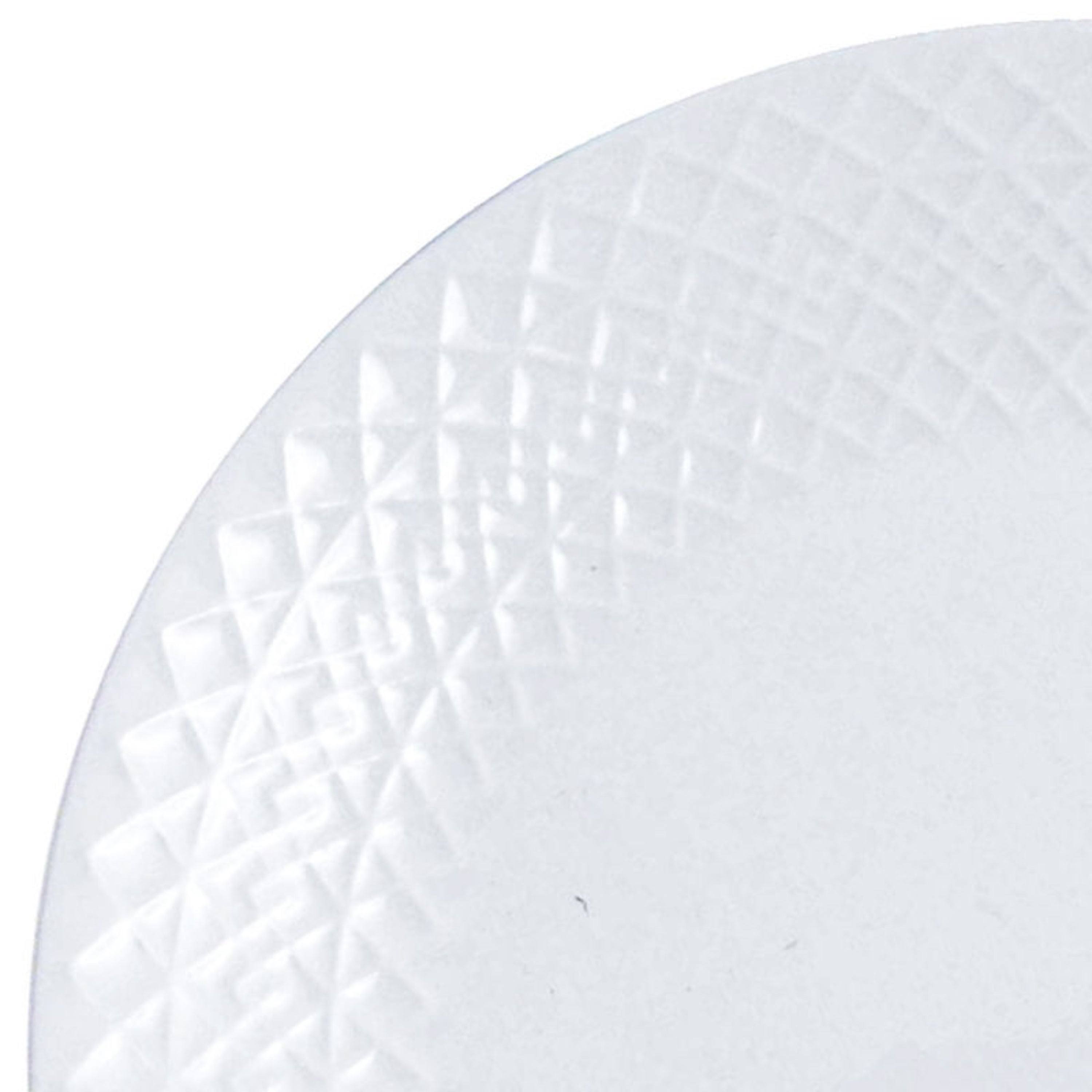 16 Piece White Dinnerware Set T835641