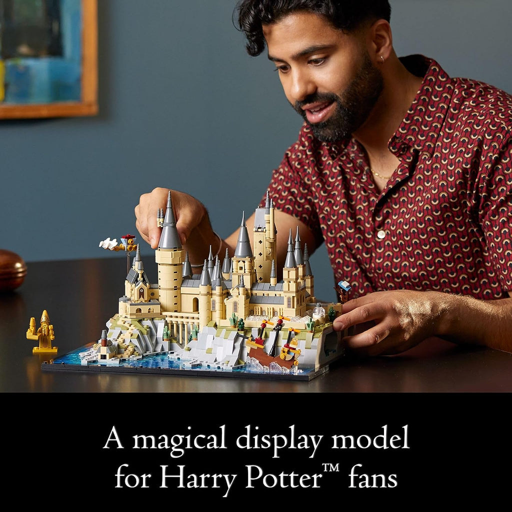 Hogwarts Castle and Grounds R341572