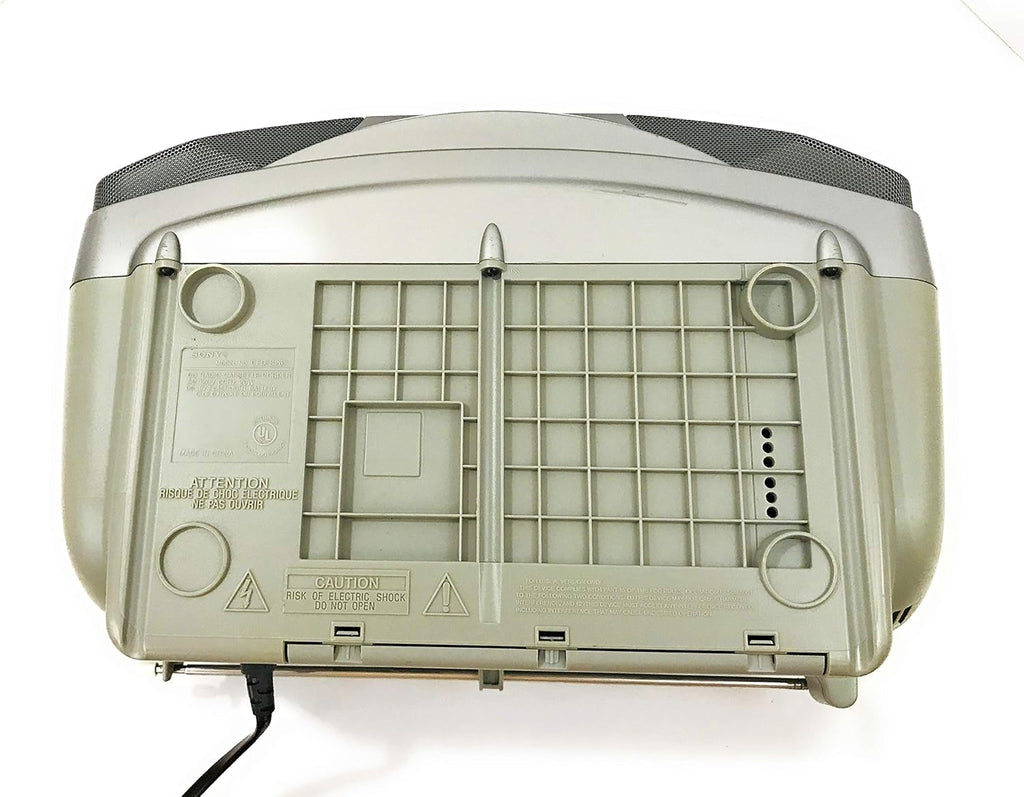 Portable AM/FM/CD Cassette Boombox J411