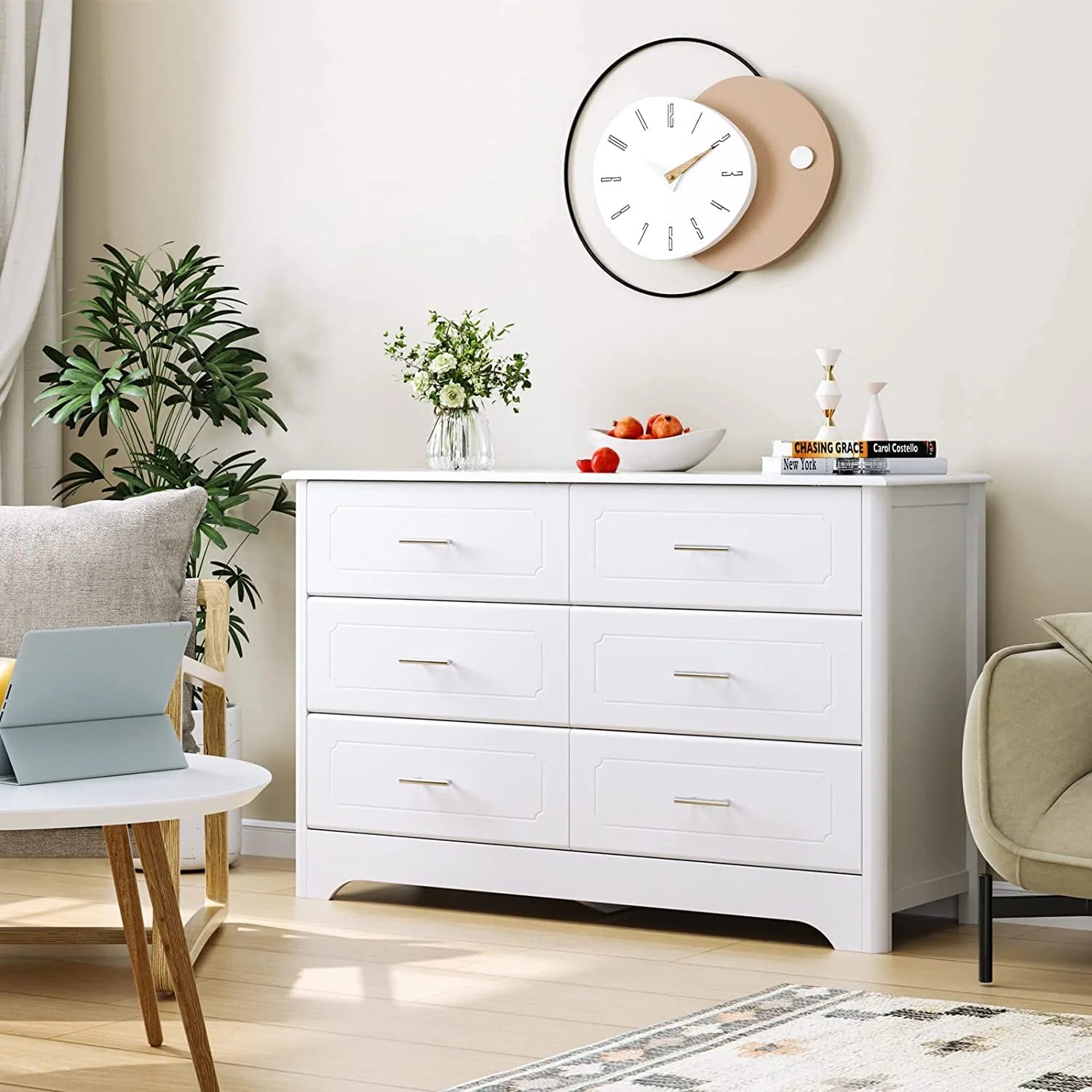 White Wood Dresser with Metal Handles O7468