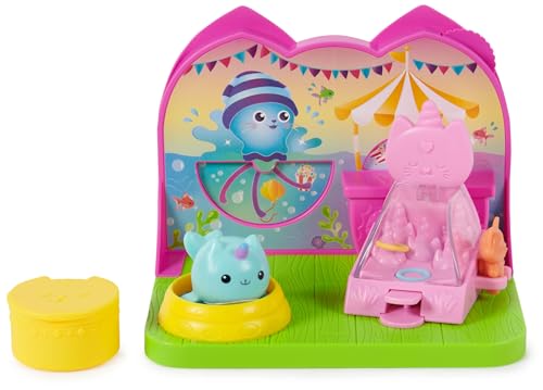 Kitty Narwhal’s Carnival Room with Toy Figure, Surprise Toys and Dollhouse Furniture Q348473