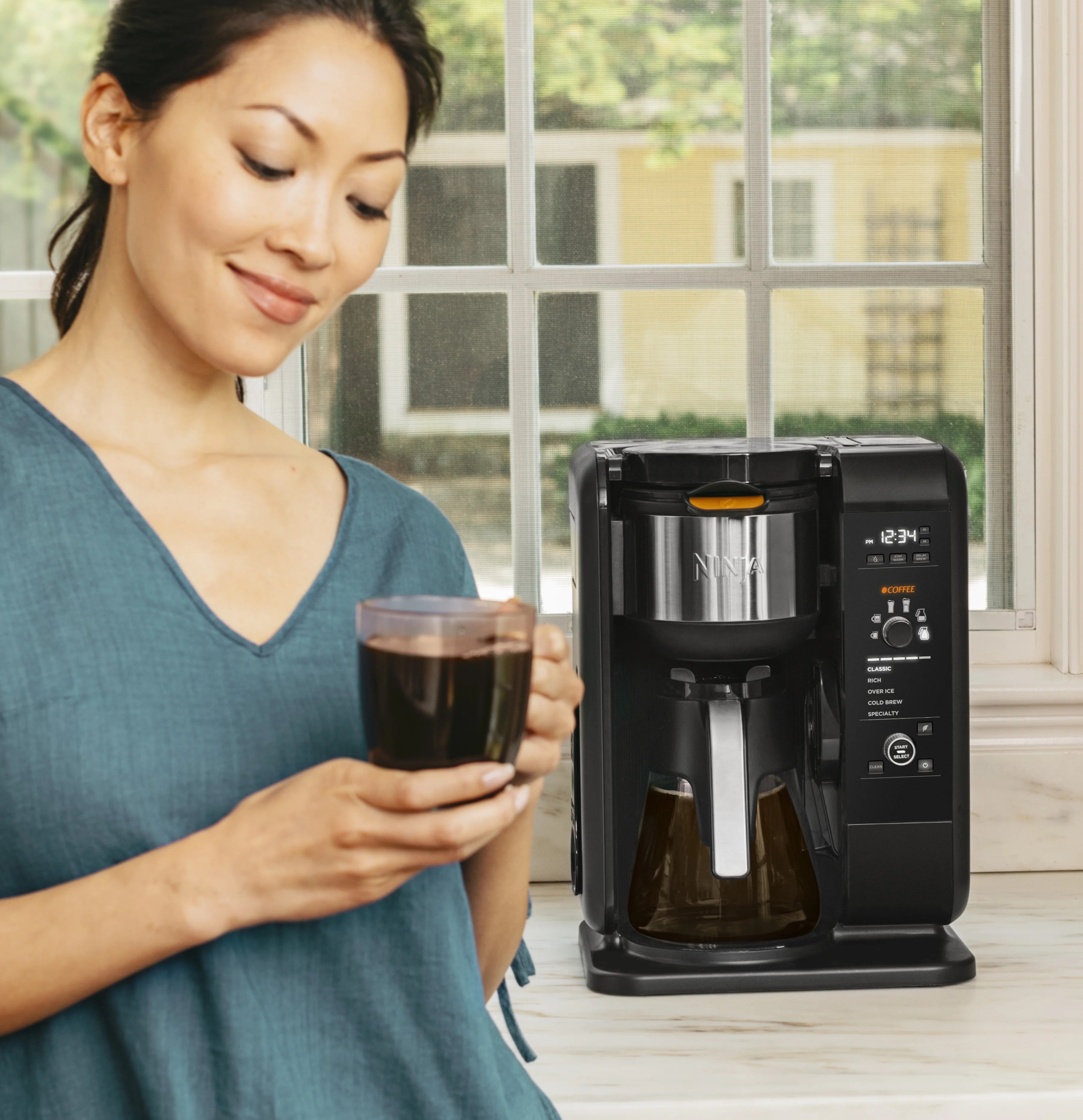 Hot & Cold Brewed System Q934542