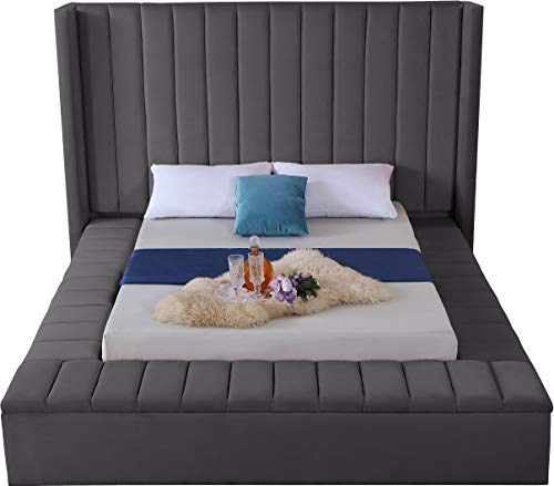 Cream Velvet Upholstered Full Bed with Storage U904