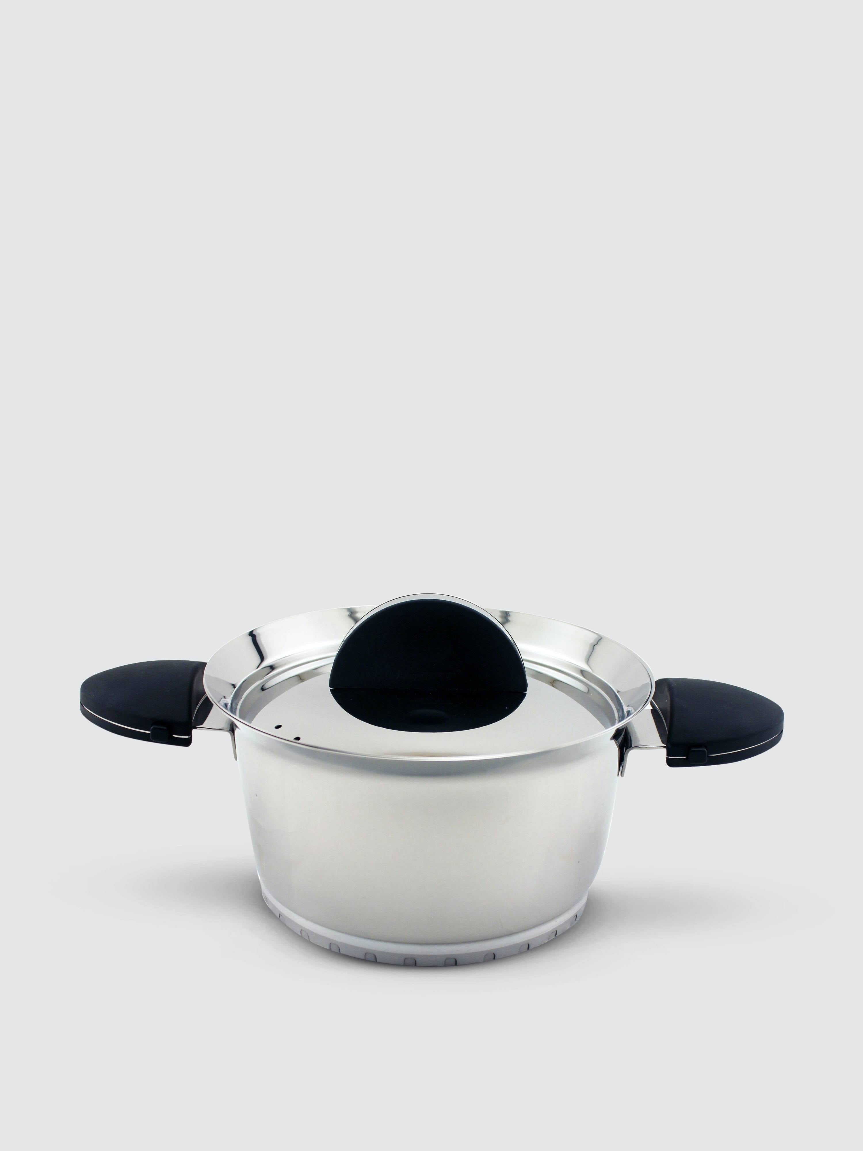 6.25x22 Covered Casserole Black J100
