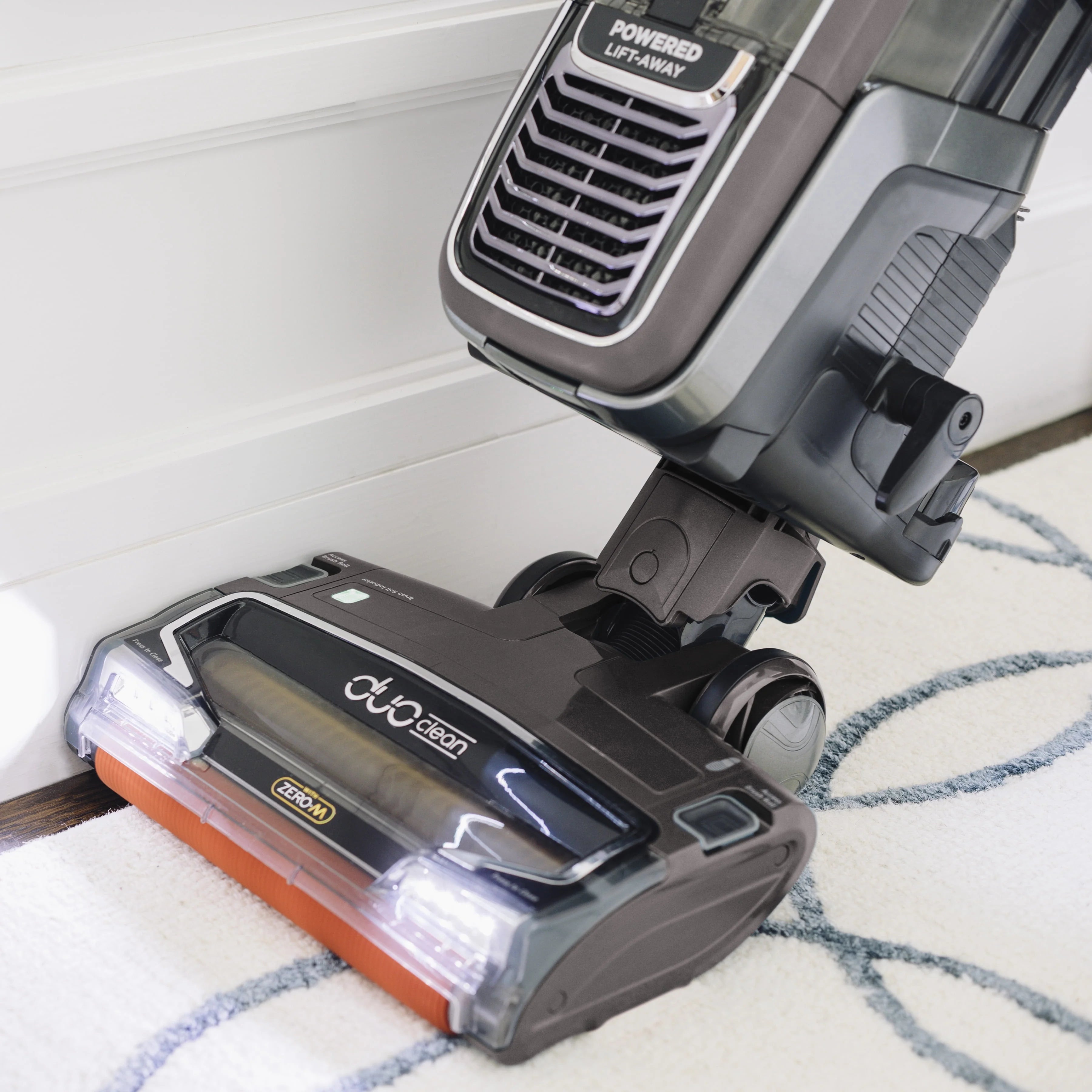 Upright Vacuum with DuoClean Self-Cleaning X285