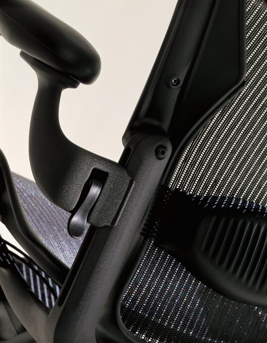 Titanium Frame Zinc Classic Size C Chair U357464