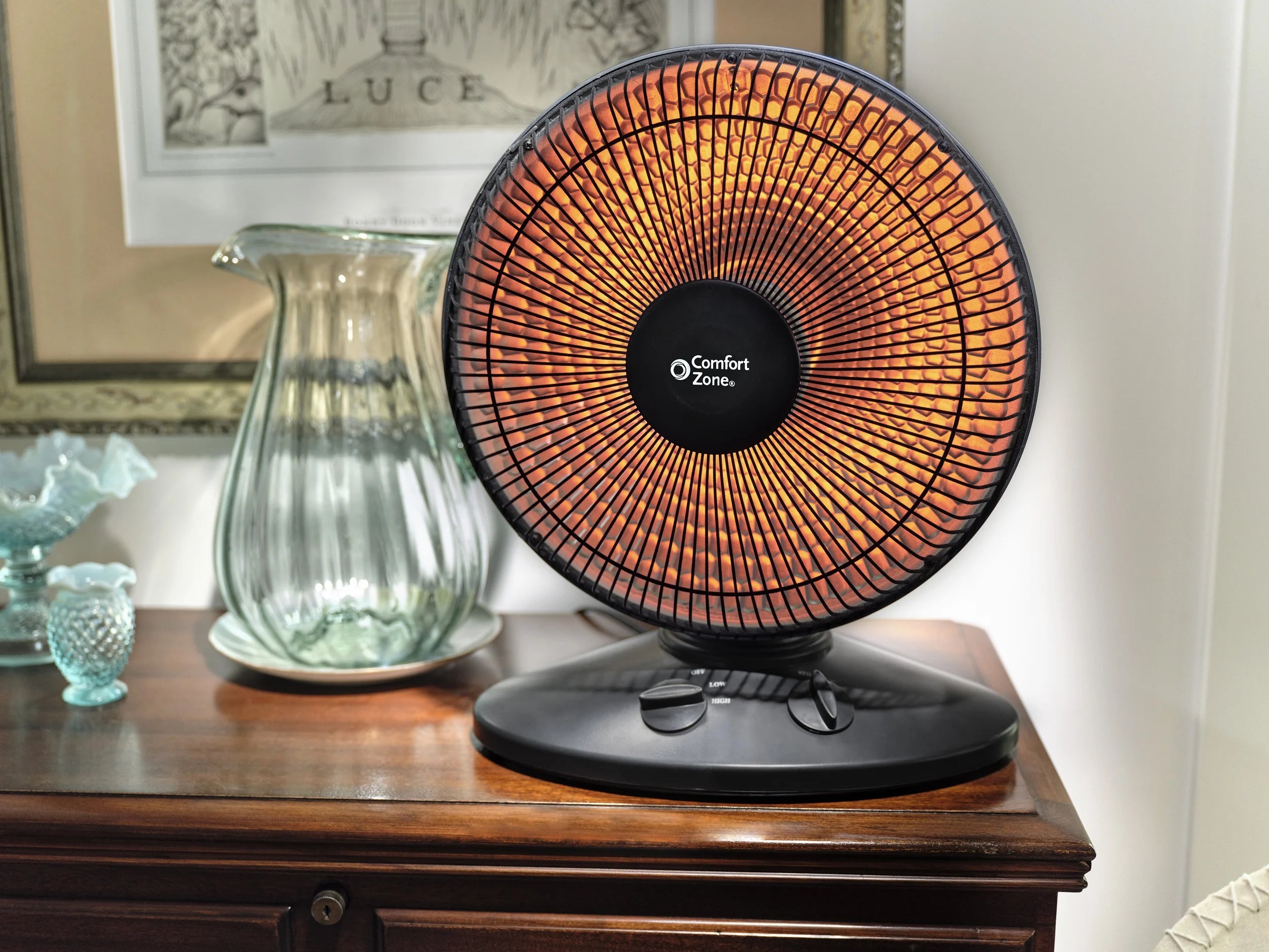 700-Watt Oscillating Parabolic Radiant Dish Heater with Adjustable Tilt E455