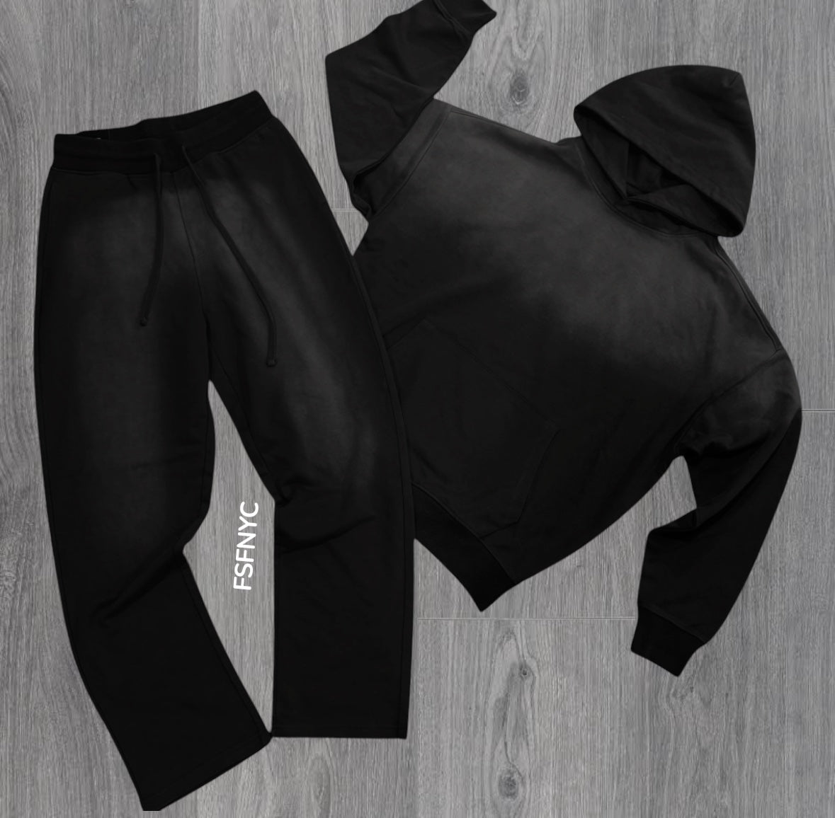 R - Fade Wash SweatSuit - Black - 885
